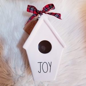 NWT Rae Dunn JOY Birdhouse with Holly Berry